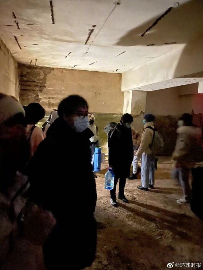 在基辅的中国留学生已到防空洞避难