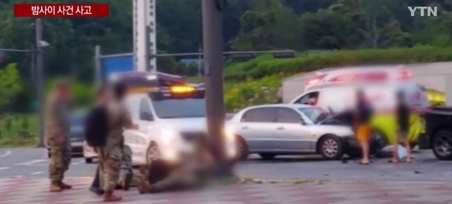 现场曝光：驻韩美军出车祸7人进医院车头严重变形