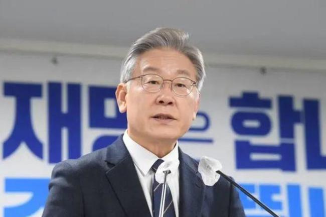 李在明韩国大选中能不能笑到最后 反媚美路线占优