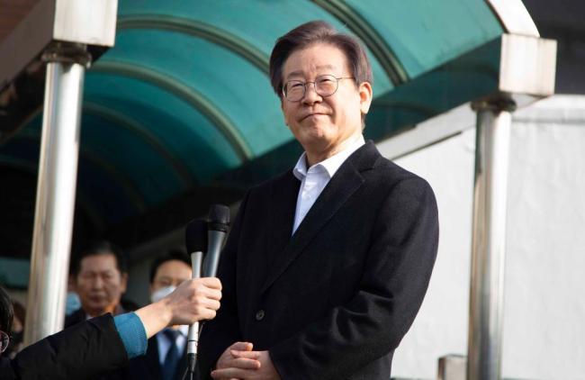 狠人李在明就职，凶险才刚开始 动荡政局迎新挑战