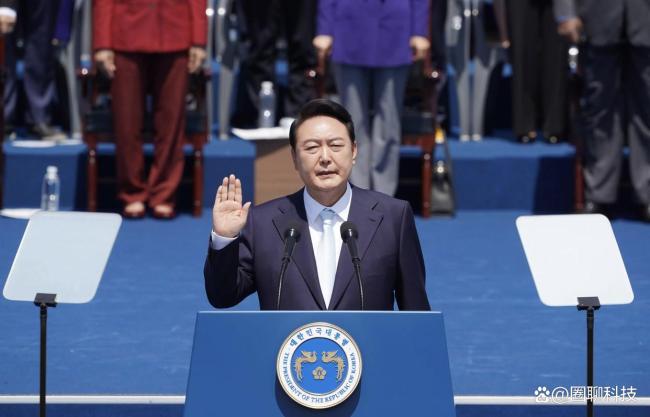 刚掌权就开始行动了，李在明要把“亲美右派”，从韩国连根拔起！