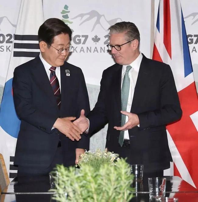 英首相认不出李在明