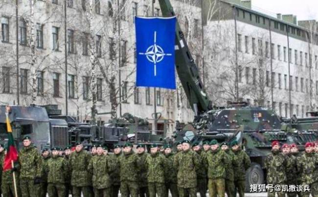 美专家讽刺泽连斯基 只是演戏无实质改变