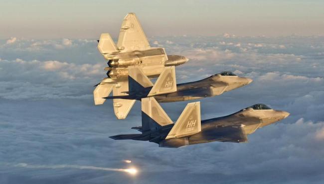 美国报告为何不提九三阅兵新武器 选择性忽视真相