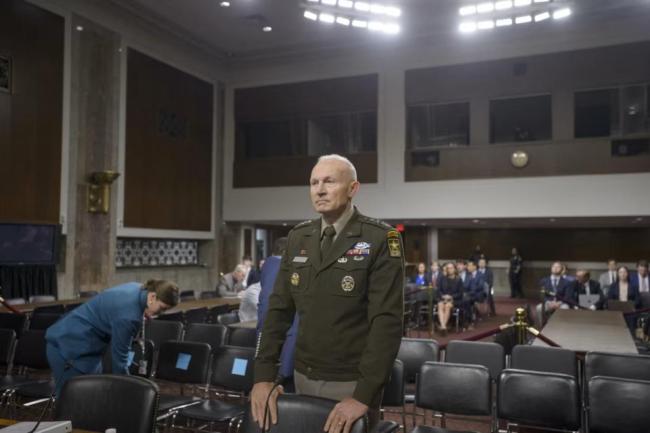 赫格塞斯清洗美军高层 高层更迭幅度异常之大