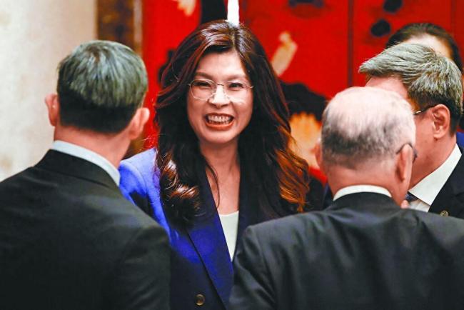 郑丽文：全世界反对“台独”
