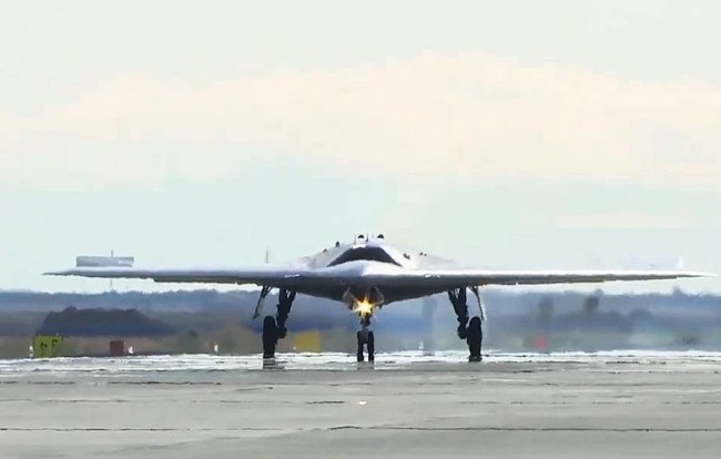 希望猎人无人机研制工作2022年完成，配合苏-57