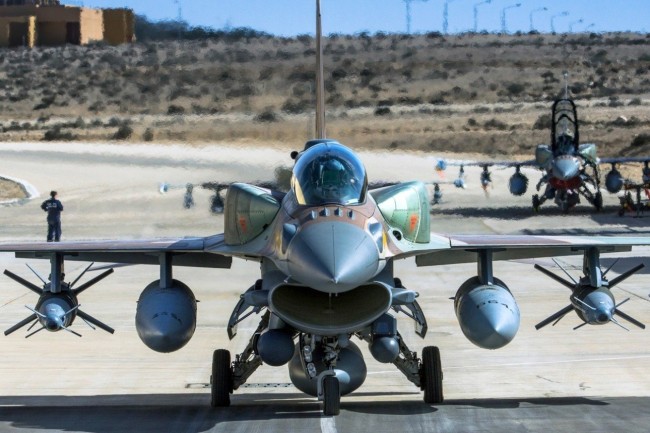 以色列对叙空袭被指意在打击“伊朗武器”