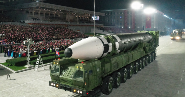 朝鲜成功试射新型洲际导弹 半岛局势将走向何方？ 