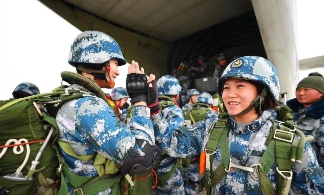 转扩！女兵征集工作启动