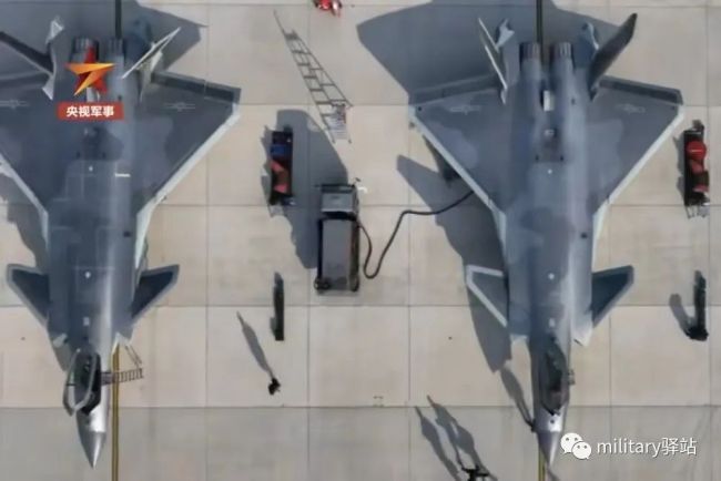 官方首次披露 歼-20驱离外机，是F-35吗？