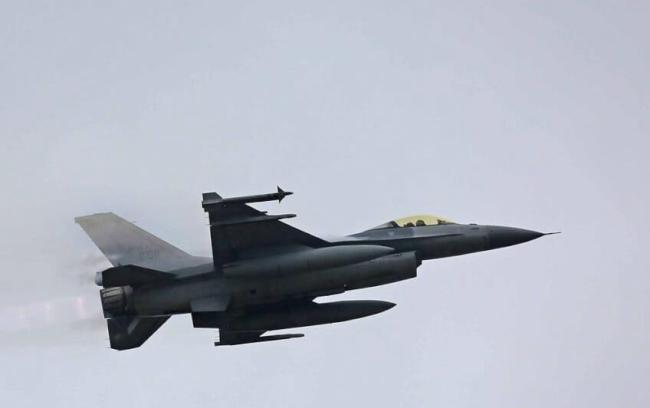 应对解放军巡岛？！美批准对台出售总额达6.19亿美元F-16机载导弹，台军再吹哨壮胆