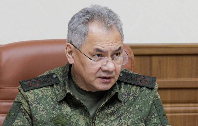 俄国防部长会见战区集团军指挥官：重点强调后勤和医疗保障