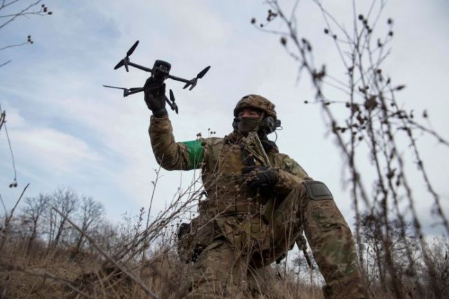 外媒报道：乌军要全力扩充无人机机群