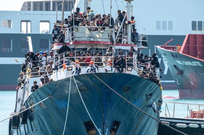 应对非法移民激增，意大利宣布进入紧急状态