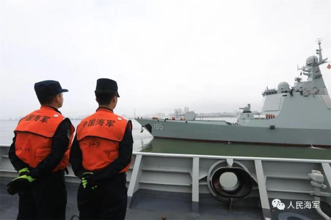 我海军舰艇编队受邀赴印尼参加“科莫多-2023”多国海上联合演习
