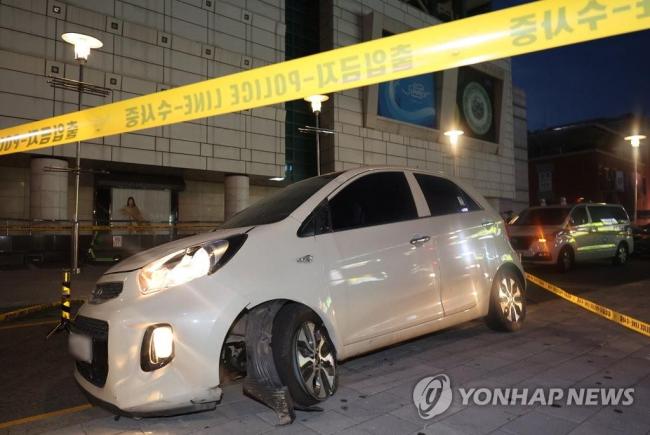 韩国一百货商店发生无差别袭击事件，致14伤