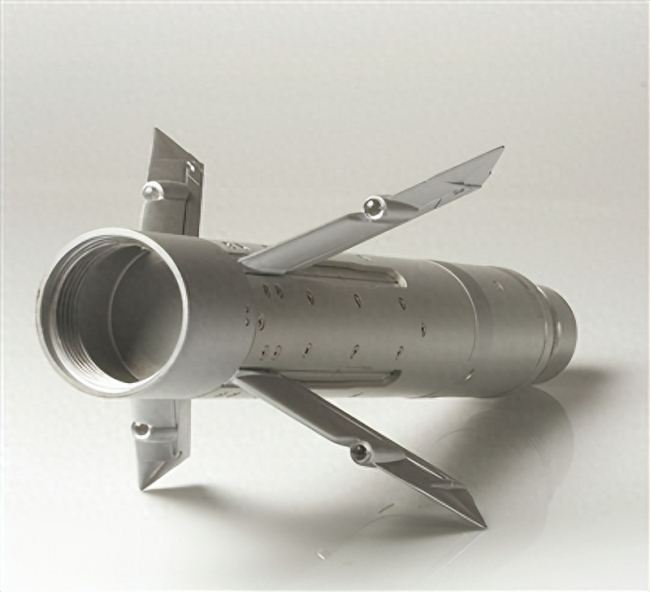 直博会上的武直-10全部是新版本 秀大尺寸火箭弹发射巢