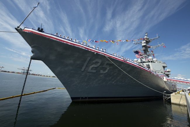 美海军首艘“伯克Ⅲ”驱逐舰服役，母港配属加州圣迭戈
