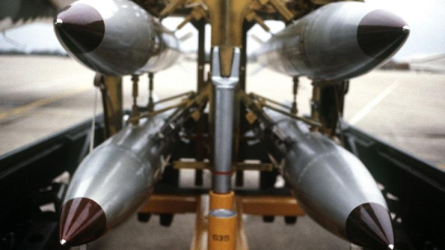 美战机若携核弹从英国升空，俄为何不能容忍？
