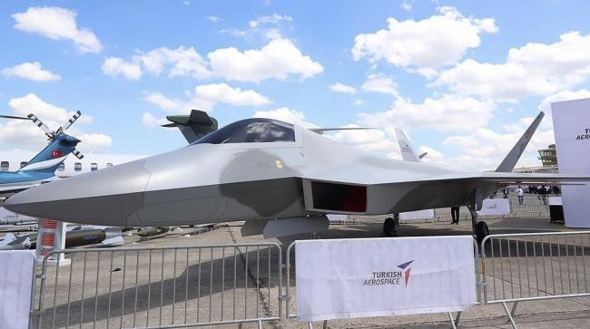推迟近2个月后，土耳其新一代战机“可汗”首飞