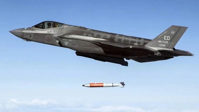 F-35A挂新型核弹，只威慑俄罗斯不针对中国？