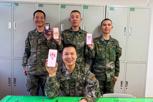 高原卫士新“战友”！武警西宁支队专属IP“兵小宁”飒爽亮相！