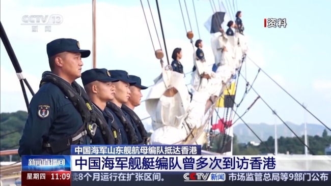歼-15T首次在航母甲板对公众开放 山东舰打卡攻略来了