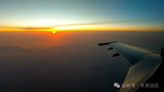 东部战区空军航空兵某旅开展跨区机动训练