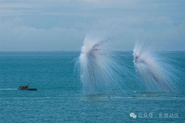 单车海上战斗射击,开始!