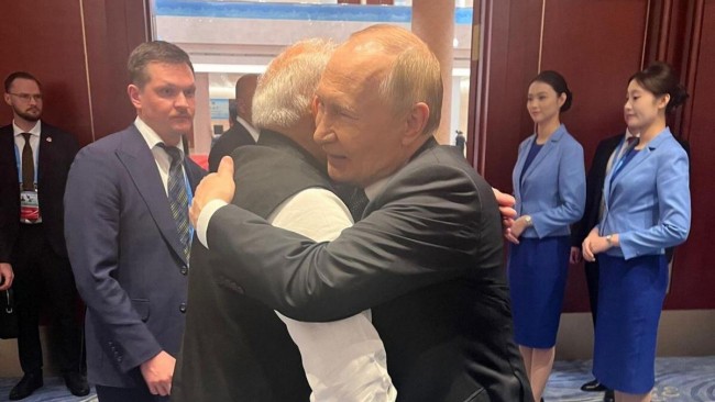 泽连斯基为何对莫迪很不满？印度左右逢源的算盘失灵了