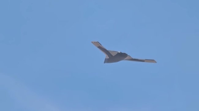 外媒关注我国巨大飞翼构型无人机试飞