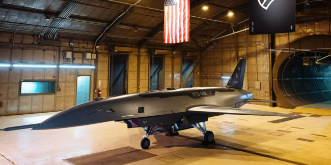 美最新无人战斗机试飞,空战新时代正在加速到来