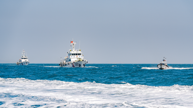 各地海警机构于寒冬锤炼硬功!