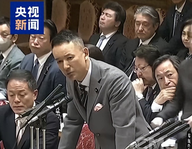 日本议员痛斥高市“卖国弃民”！