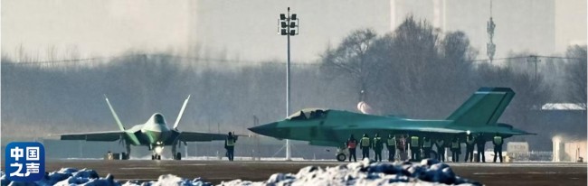 歼-35"素颜"亮相藏着这些"彩蛋"！