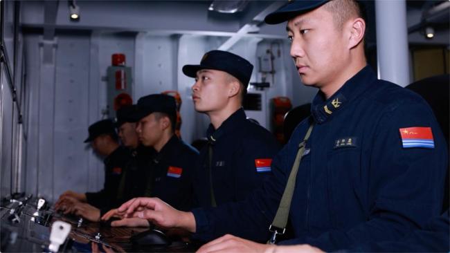 052D又一艘上新!甘孜舰奔赴黄海某海域综合训练