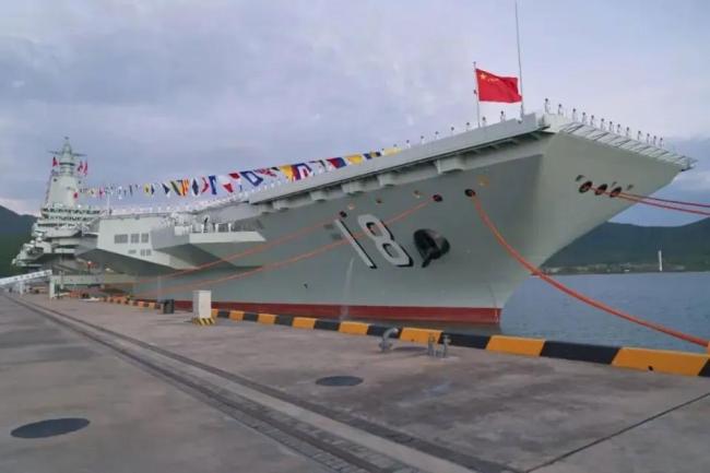 今天，福建舰下水4周年