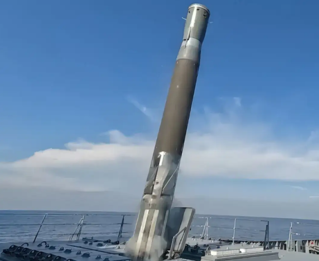 新攻击型核潜艇发展引发关注,“深海猎手”走向何方?