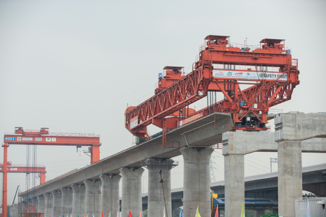 共建更為緊密的中國-東盟命運共同體，習(xí)近平再談“通”字訣