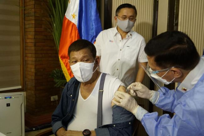  菲律宾批准中国国药新冠疫苗紧急使用许可