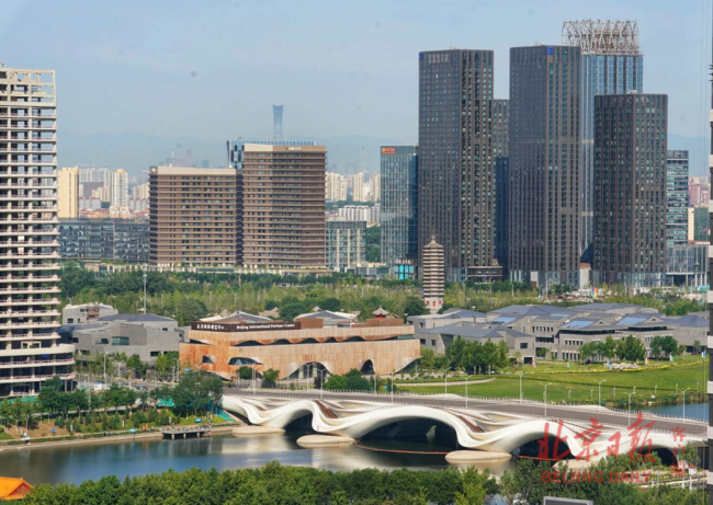 蓝天白云大运河，俯瞰北京城市副中心，美不胜收！