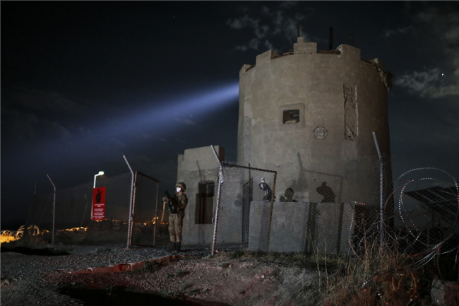 土耳其国界增设3米高围墙 严防阿富汗难民涌入