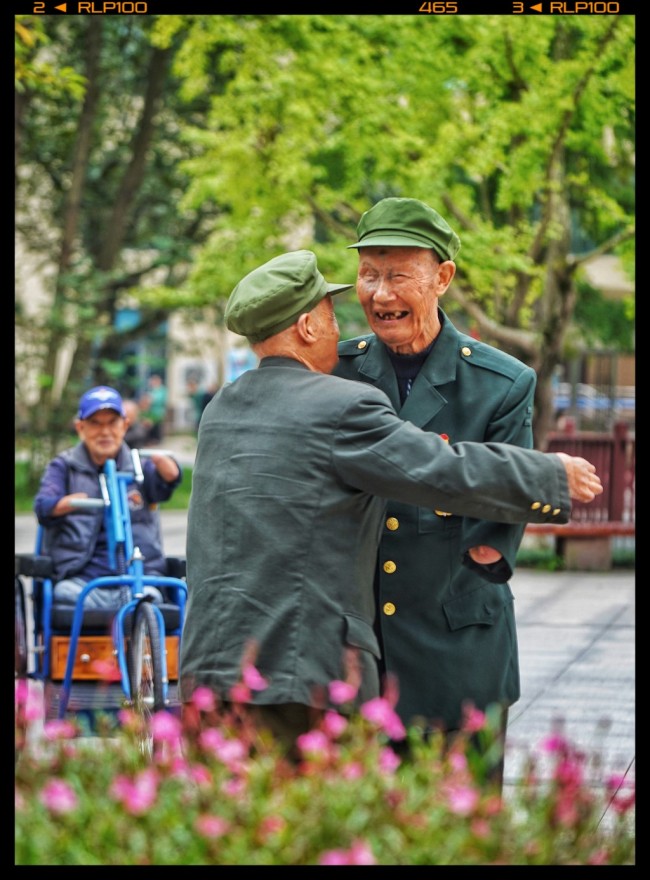 58年后志愿军老兵再相聚