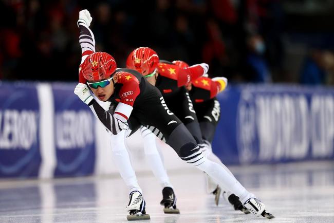 祝贺！速滑世界杯男子团体追逐赛中国夺冠