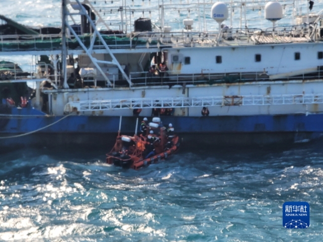 一中国渔船在韩国海域触礁 22名船员全部获救
