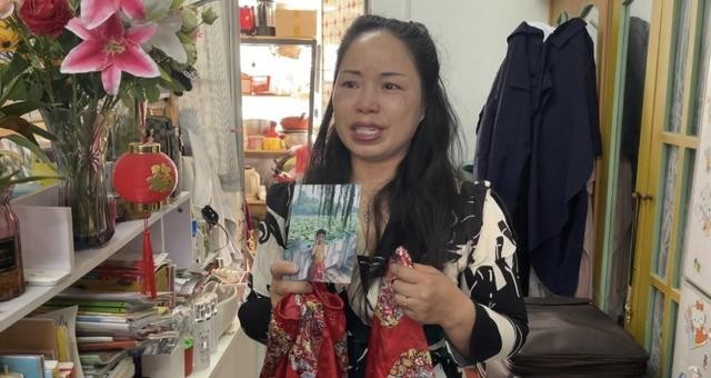 人贩子一块一块丢糖果拐走4岁孩子
