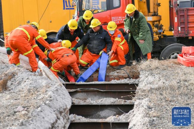 山西孝义煤矿透水事故最新进展：20人获救 2人遇难