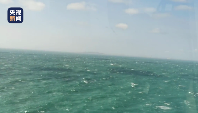 福建莆田附近海域一艘渔船翻扣 疑有7名船员失踪