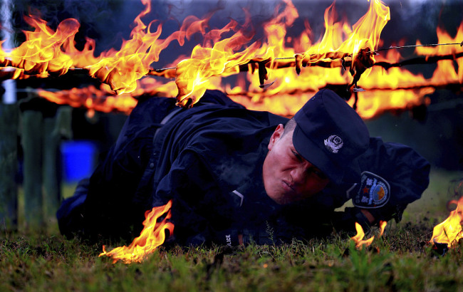 中国人民警察节 图看人民警察飒爽英姿